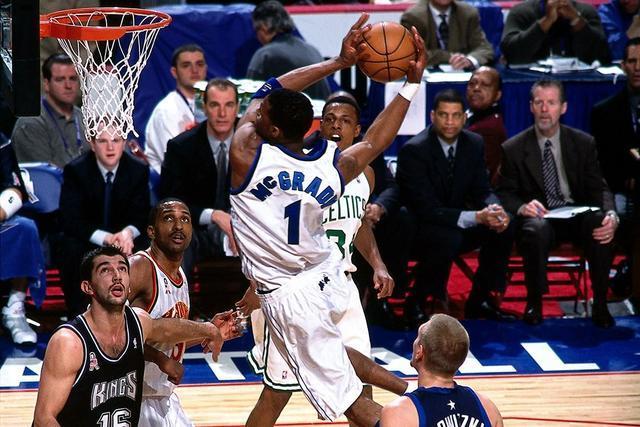 克媒：汉堡进行球衣慈善拍卖，18岁武斯科维奇球衣成标王（克罗地亚媒体：汉堡举办球衣慈善拍卖，18岁武斯科维奇战袍拍出最高价）