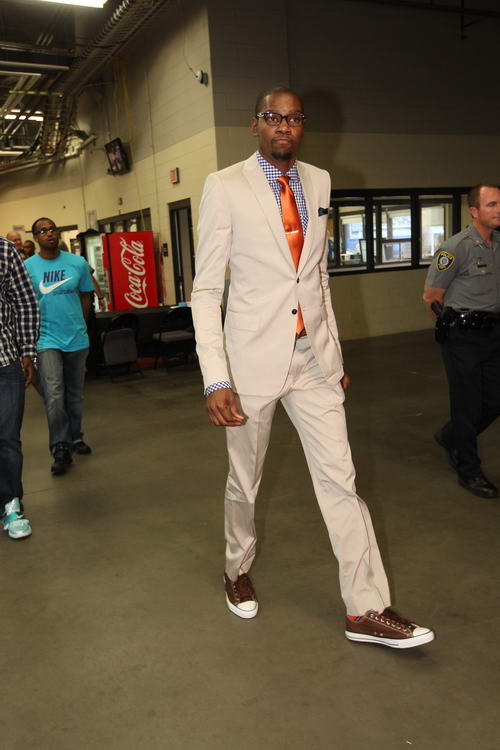 库里空砍38分杨瀚森DNP NBA杯开拓者逆转胜勇士（库里38分徒劳，杨瀚森缺阵，NBA杯开拓者逆转击败勇士）