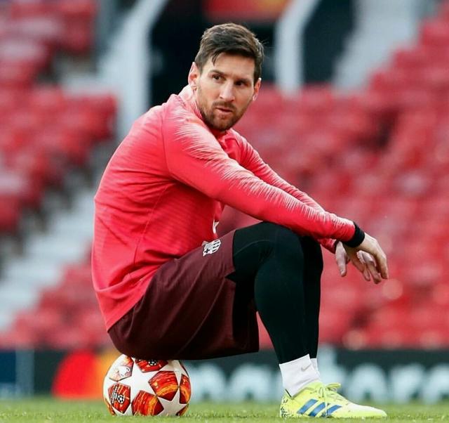 英超：曼城主场3-1击败布莱顿（英超战报：曼城主场3-1力克布莱顿）