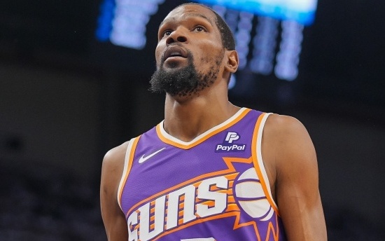 放弃组织，10号位做牺牲？解析B费为葡萄牙恐怖的战术升级（B费放下组织权：为葡萄牙恐怖战术升级牺牲的10号位解读）