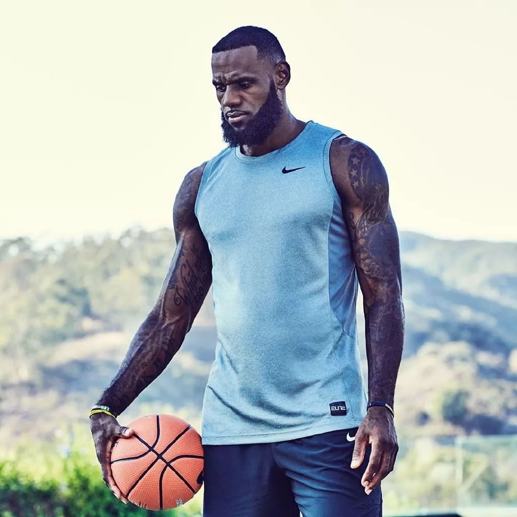 李玮锋：我觉得苏州的职业足球跟苏州这座城市还没有完全匹配（李玮锋：苏州职业足球与这座城市的定位尚未相匹配）