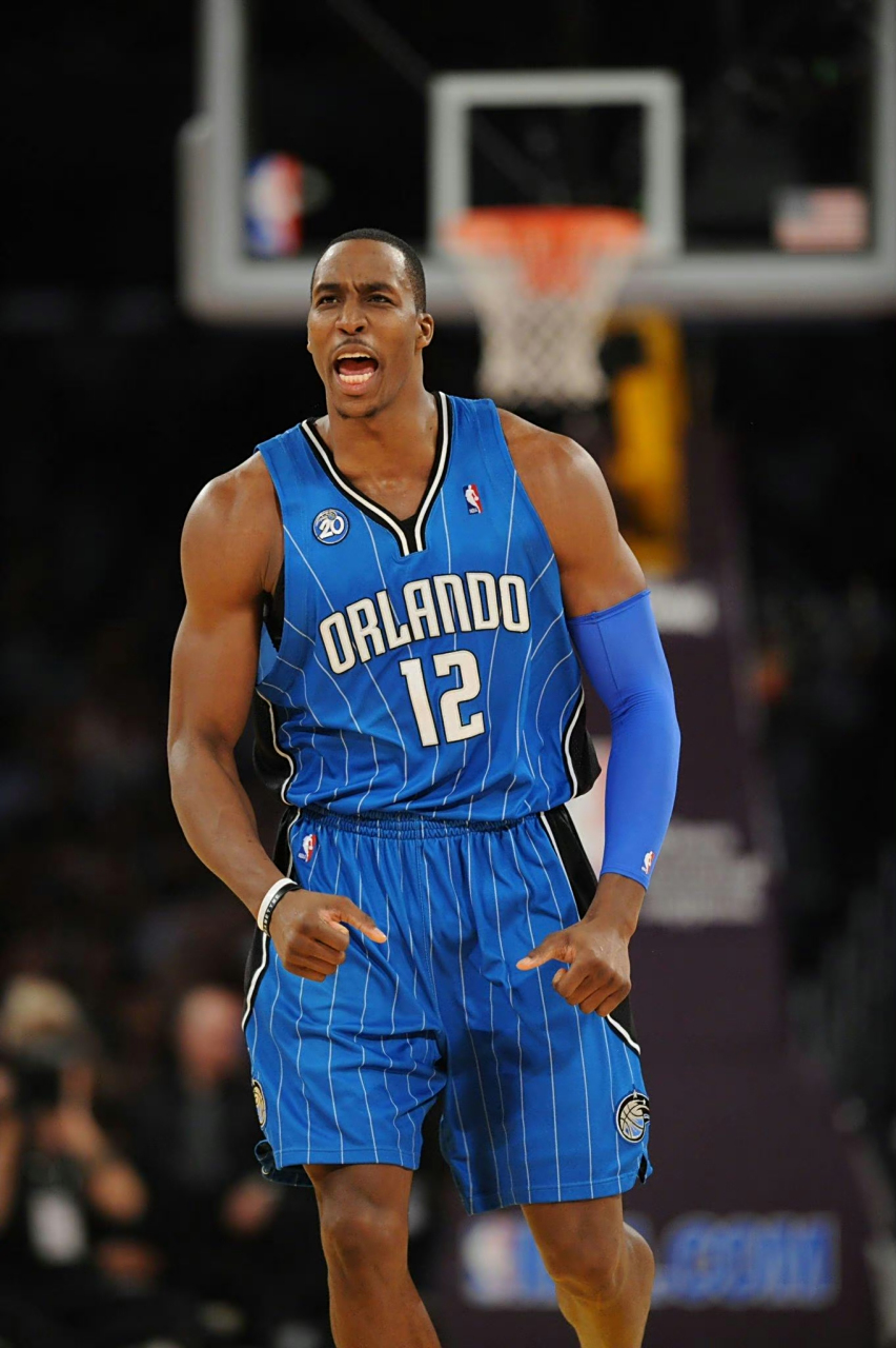 全市场：米兰正在寻找中锋，有意菲尔克鲁格和瑟洛特（全市场：米兰寻觅中锋，菲尔克鲁格、瑟洛特成候选）