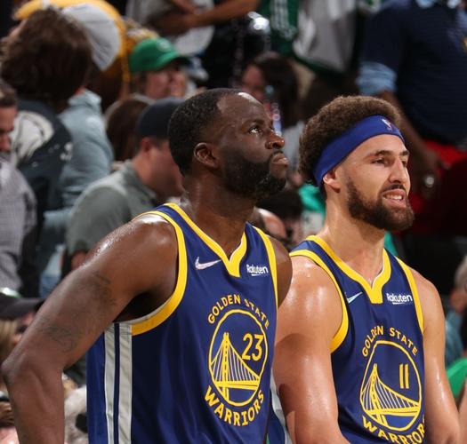 意媒：德佬对孔蒂依然保持完全信任，双方将召开会议分析现状（意媒：德佬仍对孔蒂充分信任，双方将会面评估现状）