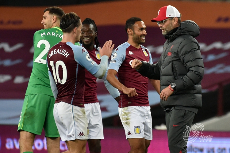 阿尔科亚诺的士气与“帮助”：巴萨二队的艰难一战（士气与“援手”齐发：阿尔科亚诺让巴萨B队陷入苦战）