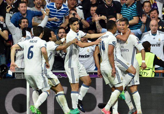 孙兴慜附体！范德文逆天一条龙！预定年度最佳（范德文化身孙兴慜，长途奔袭神迹！年度最佳在望）