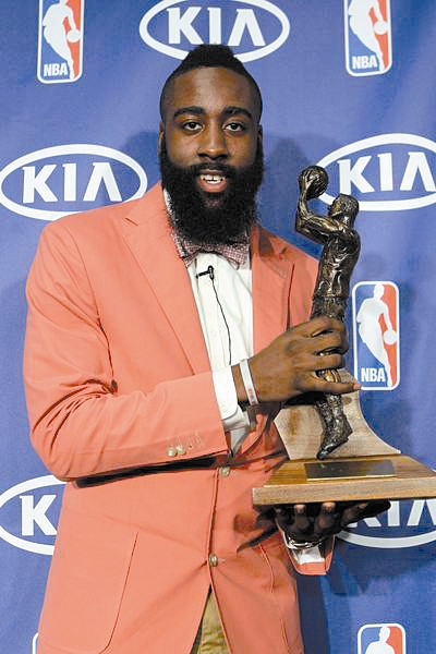 是否考虑冲击阿根廷的第四冠？迪马利亚：现在是新一代的时代（还会再冲击阿根廷第4冠吗？迪马利亚：时代已交棒给新一代）