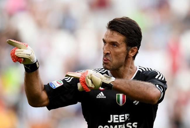 鲁本·阿莫林的终极考验：曼联两大将的生死对决（鲁本·阿莫林迎巅峰考验：曼联双星决战时刻）